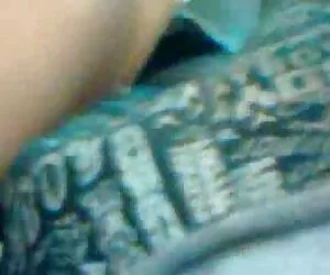 Chica estira un agujero sexo casero real gratis y muestra su coño y culo en cámara