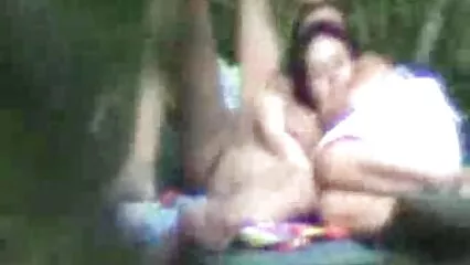 Chica negra rusa besándose en la cara videos caseros sexo porno de la luna