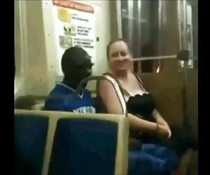 Larga polla negra Negra empuje en videos pornos videos caseros Nena joven rubia