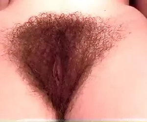 Problema con el espasmo de tetas grandes del vibrador del clítoris y videos de sexo en trios caseros el hombre besado caliente