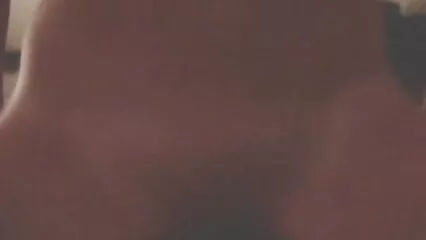 Janie quiero ver videos pornos caseros madura con vibrador en las manos sacudiendo a su nena peluda