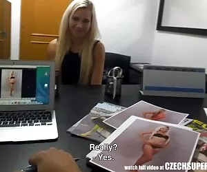 Dama blanca toma examen BDSM para videos xeso casero mulata esbelta
