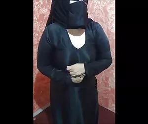 durante el sexo grupal, la niña recibió doble penetración. videos caseros pornos free
