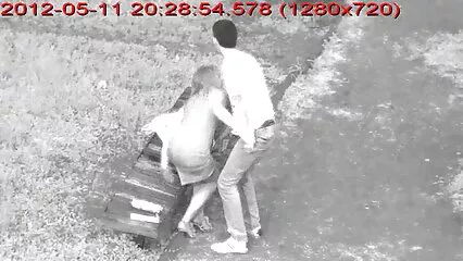 Las chicas xxx caseros reales decidieron pasar el fin de semana lamiéndose el clítoris