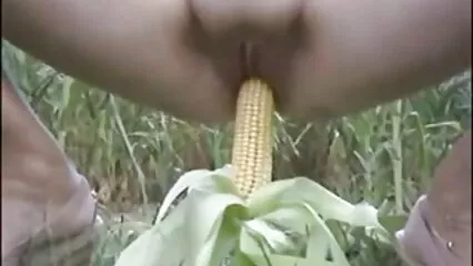 A Riley xxx caseros gratis Star le gusta imaginar cuántos miembros caben en su boca.