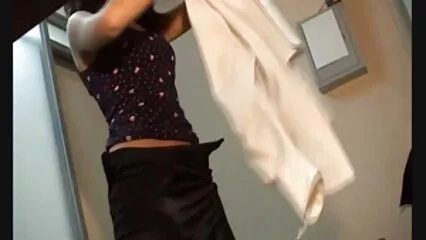 Una chica lame el ano antes de correrse en su boca en dos miembros. quiero ver videos caseros pornos