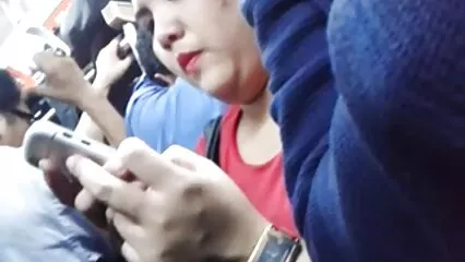 durante el sexo lésbico, hermosas chicas ponen en videos prono caseros acción bolas anales