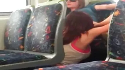 Mamada profunda para la rubia gorda y flaca April Hall videos xxx español caseros con un paso en la boca