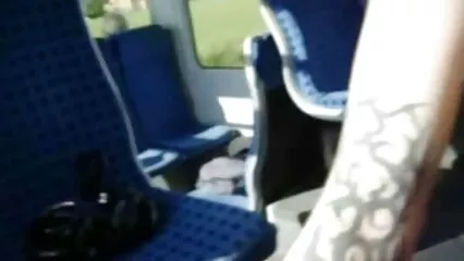 El chico se acercó a la chica y decidió satisfacer ver videos porno casero español sexualmente