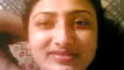 Adolescente se quita el porno ver videos pornos xxx caseros en solitario supuestamente de pie con juguetes