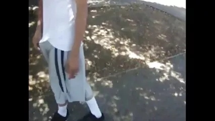 Madre e hija comparten la polla video sexo casero en español de un hombre en Sexo Grupal