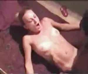 Chica madura despierta a un hombre videos pornos argentinos caseros gratis masturbándose y hace una mamada a un hombre