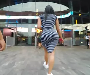 Dos xxx videos casero gratis rubias desnudas con gafas besándose y masturbándose el coño al mismo tiempo