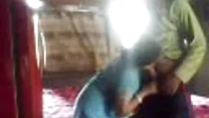 cuando la chica videos porrno caseros fue follada, fue descrita por un amigo, y luego por el propio semental
