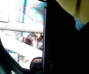 El coño afeitado de una perra negra se videos caseros amateur x obtiene con esperma grueso del pene.