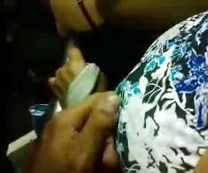 morena sedujo a videos caseros gratis adultos un hombre en la playa, le hizo una mamada y se puso de pie contra el cáncer