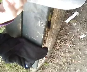 morena follando profundamente en el coño y la apertura anal con vídeos xxx amateur miembro desnudo