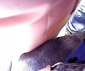 Madura puta lesbiana lame nena belleza joven en videos caseros sexo en vivo el sofá