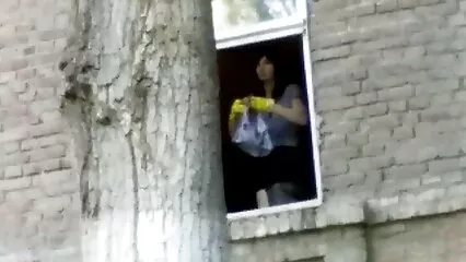 Una mujer mayor se acercó al dormitorio videos porno casero real del niño con el objetivo de besarlo