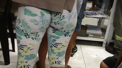 Da maduras españolas sexo casero besos en la boca, folla la vagina y el ano femenino