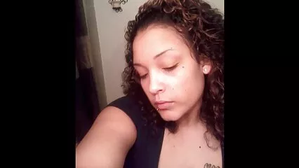 La señora Simon Sonja follando videos caseros españoles de sexo con un beso negro y un cornudo.