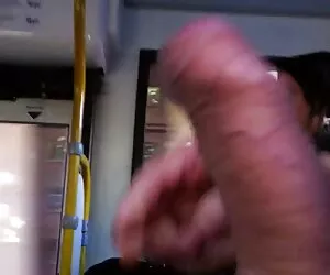 Un atleta besa a una mujer madura. Video porno videos sexo casero hd con Kendra Lust, Marco Ducati en los papeles principales