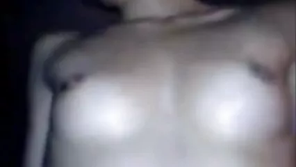 Lesbianas maduras diluyen su beso bonk con un tipo fuerte videos sexo casero amater