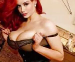 Sexo en grupo caliente chicos jóvenes y videos porno amateur casero atleta delgado