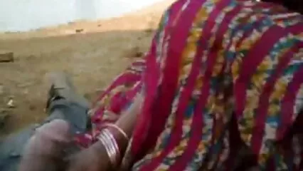 El médico se sentó videos pornos mexicanos xxxx en la silla ginecológica para masturbarse la vagina