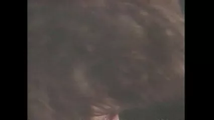 Genial video anal con chica pelirroja detrás del dosel videos caseros de gordas xxx